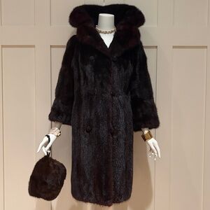 VINTAGE 1960’s ERA MINK COAT AND MATCHING MUFF DOUBLE BREAST LARGE COLLAR SZ 4/6
